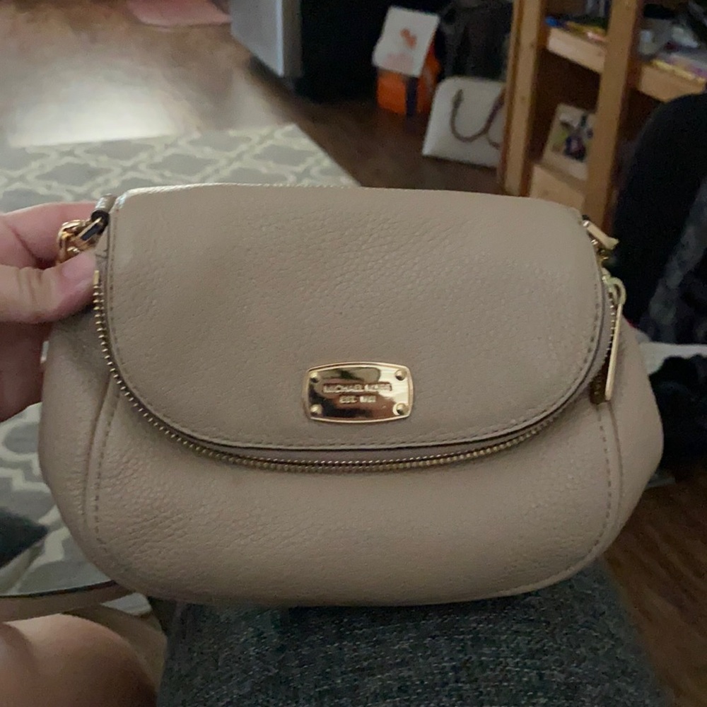 Michael Kors crossbody purse